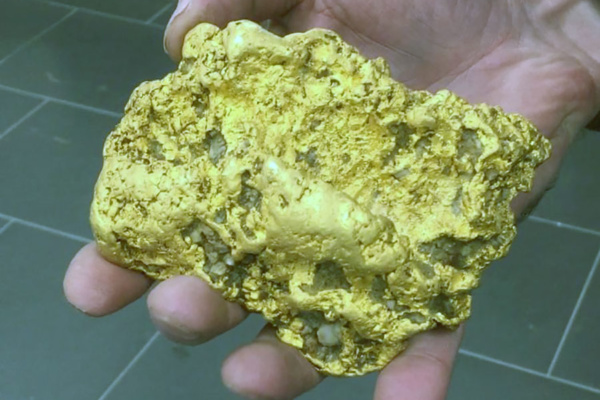 خواص الذهب الكيميائية | اكتشف ما هي خواص معدن الذهب في الطبيعة